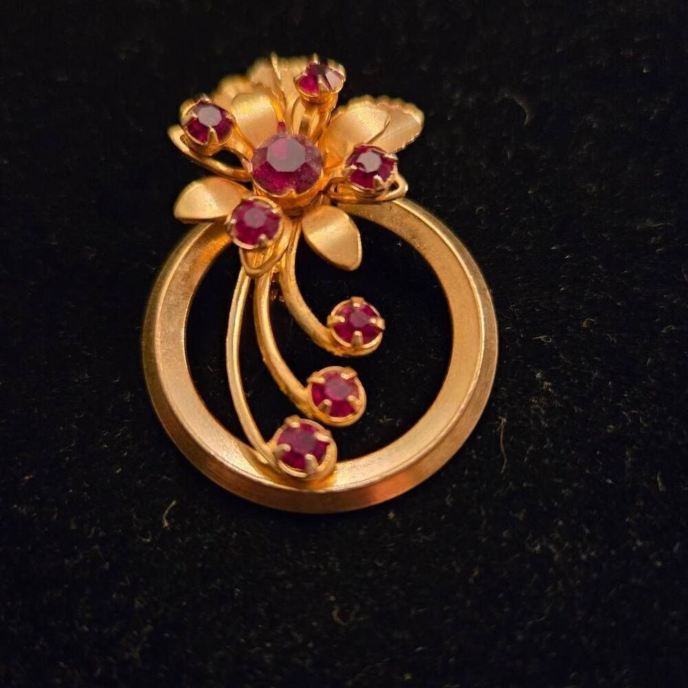 Vintage Gold Flower Red Rhinestone Brooch Pin - Picture 4 of 5